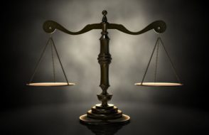 В каких случаях нужно подавать иск о взыскании заработной платы?